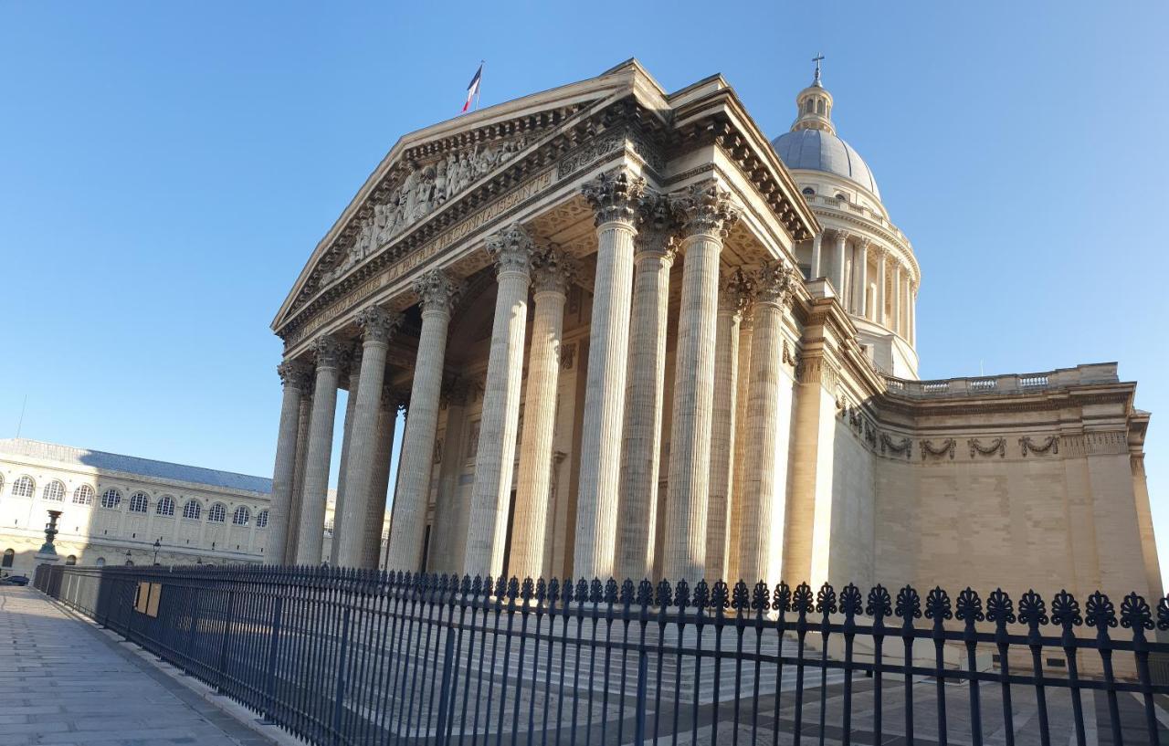 شقة A 2 Pas De Pantheon Quartiers Latins باريس المظهر الخارجي الصورة